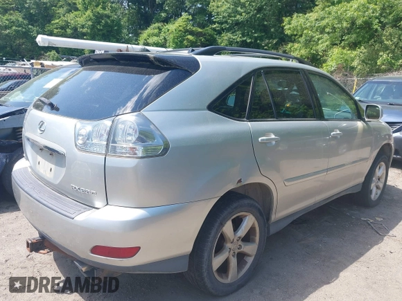 2004 Lexus RX 330 z VIN 2T2HA31U34C008782, wystawiony jako IAAI lot #42389580 z przebiegiem 162 895 mil mil oraz . Historia ofert i sprzedaży dostępna na DreamBid. Obrazek 4.