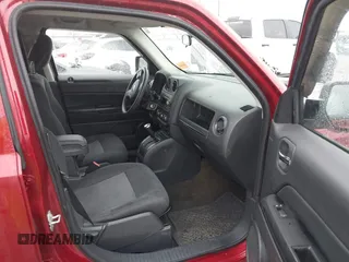 2015 Jeep Patriot Sport with VIN 1C4NJRBB0FD426312, listed as a IAAI auction lot 41435886 with 49,650 mi miles and . Bid and sale history available at carsss.com. Image 5.