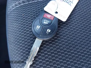 2014 Nissan Sentra SR z VIN 3N1AB7AP1EY218581, wystawiony jako IAAI lot #41853117 z przebiegiem 125 967 mil mil oraz . Historia ofert i sprzedaży dostępna na DreamBid. Obrazek 11.