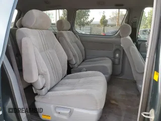 2003 Toyota Sienna CE z VIN 4T3ZF19CX3U539489, wystawiony jako Copart lot #42619745 z przebiegiem 216 284 mil mil oraz Szkoda całkowita • Salvage title. Historia ofert i sprzedaży dostępna na DreamBid. Obrazek 12.