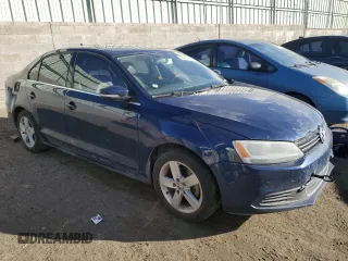 2014 Volkswagen Jetta TDI with VIN 3VWLL7AJ6EM261297, listed as a Copart auction lot 44864455 with 161,206 mi miles and Clean title. Bid and sale history available at DreamBid. Image 4.