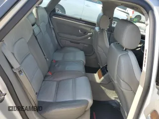 2007 Audi S8 z VIN WAUPN44E07N005416, wystawiony jako Copart lot #69204034 z przebiegiem 111 863 mil mil oraz Szkoda całkowita • Salvage title. Historia ofert i sprzedaży dostępna na DreamBid. Obrazek 10.