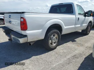 2016 Ford F-250 XL with VIN 1FTBF2A62GEC43859, listed as a Copart auction lot 75100794 with 91,371 mi miles and Salvage title. Bid and sale history available at DreamBid. Image 3.
