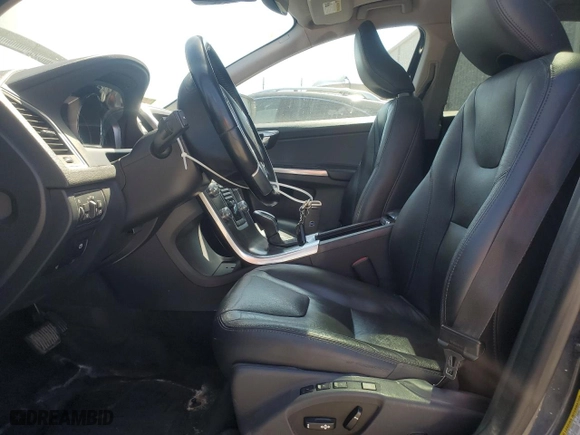 2015 Volvo XC60 T5 with VIN YV4612RK0F2747003, listed as a Copart auction lot 53536055 with 116,356 mi miles and Clean Title. Bid and sale history available at carsss.com. Image 7.