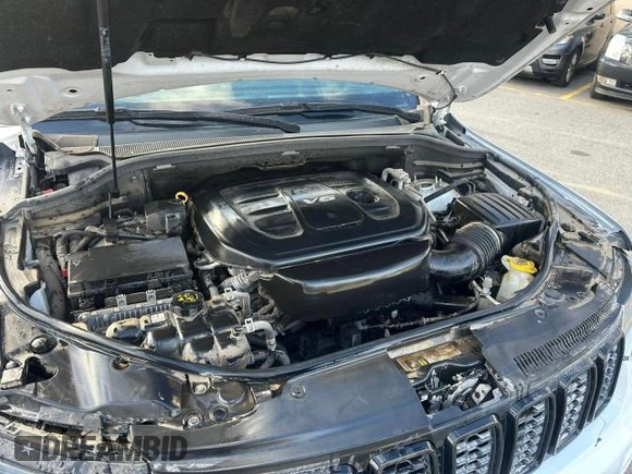2018 Jeep Grand Cherokee High Altitude with VIN 1C4RJECG0JC110458, listed as a Copart auction lot 42533655 with 85,675 mi miles and Clean title. Bid and sale history available at DreamBid. Image 6.