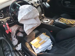2007 Bentley Continental GT с VIN SCBCR73W77C049977, выставлен на аукционе Copart как лот 62533184 с пробегом Не указан миль и Списание • Salvage title. История ставок и продаж доступна на DreamBid. Изображение 8.