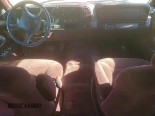 1999 Chevrolet Suburban with VIN 1GNGK26RXXJ468033, listed as a Copart auction lot 41976355 with 201,878 mi miles and Salvage Title. Bid and sale history available at carsss.com. Image 8.