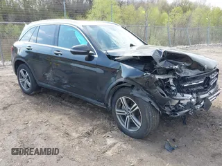 2020 Mercedes-Benz GLC 300 z VIN W1N0G8EBXLF853441, wystawiony jako IAAI lot #42117731 z przebiegiem 75 182 mil mil oraz . Historia ofert i sprzedaży dostępna na DreamBid. Obrazek 1.