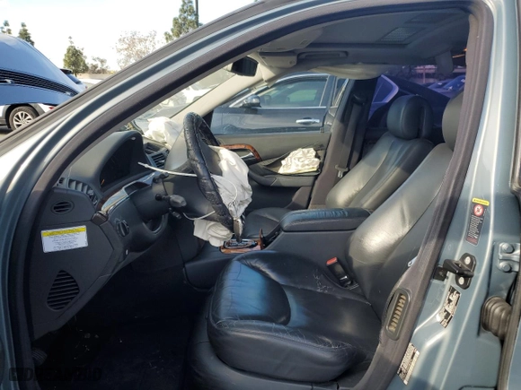 2006 Mercedes-Benz S-Class 5.0L with VIN WDBNG75J26A483293, listed as a Copart auction lot 43357735 with 0 mi miles and Salvage Title. Bid and sale history available at carsss.com. Image 7.