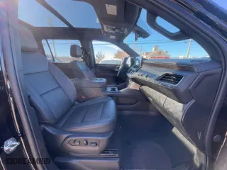 2022 Chevrolet Suburban LT with VIN 1GNSKCKDXNR189741, listed as a Copart auction lot 46791695 with 150,778 mi miles and Clean Title. Bid and sale history available at carsss.com. Image 5.