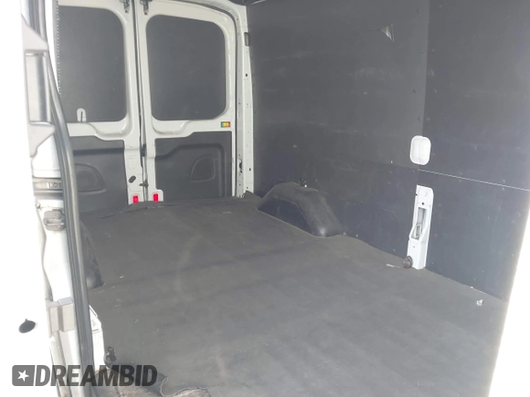 2016 Ford Transit с VIN 1FTYE2CMXGKA40874, выставлен на аукционе IAAI как лот 41391277 с пробегом 197 733 миль миль и . История ставок и продаж доступна на DreamBid. Изображение 8.