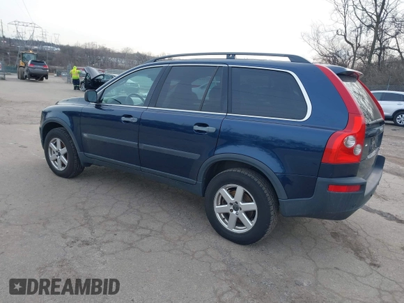 2004 Volvo XC90 with VIN YV1CM59H741117317, listed as a IAAI auction lot 41581357 with 300,681 mi miles. Bid and sale history available at carsss.com. Image 3.