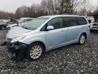 2015 Toyota Sienna Limited with VIN 5TDDK3DC3FS114260, listed as a Copart auction lot 52241585 with 67,742 mi miles and Clean Title. Bid and sale history available at DreamBid. Image 1.