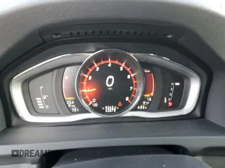 2018 Volvo V60 Dynamic with VIN YV140MSL6J2412231, listed as a Copart auction lot 73407033 with 42,397 mi miles. Bid and sale history available at carsss.com. Image 9.