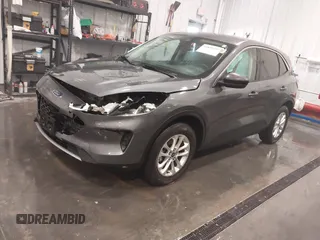 2022 Ford Escape SE with VIN 1FMCU9G69NUB21752, listed as a IAAI auction lot 41890357 with 33,434 mi miles. Bid and sale history available at carsss.com. Image 2.