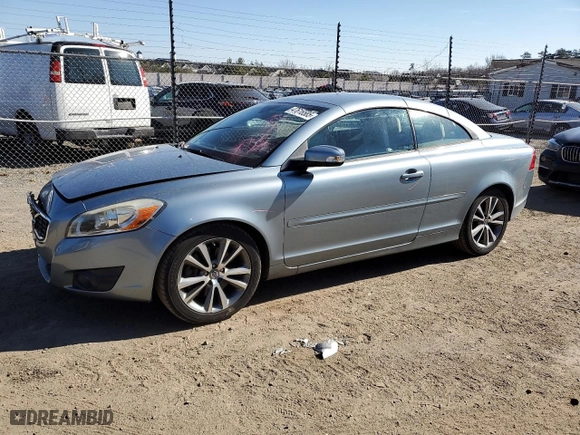 2011 Volvo C70 with VIN YV1672MC7BJ108421, listed as a Copart auction lot 47616585 with 27,071 mi miles and Salvage Title. Bid and sale history available at carsss.com. Image 1.