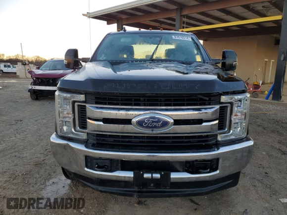 2019 Ford F-350 XL z VIN 1FT8W3DT8KEG64950, wystawiony jako Copart lot #87010314 z przebiegiem Nie podano mil oraz Szkoda całkowita • Salvage title. Historia ofert i sprzedaży dostępna na DreamBid. Obrazek 5.