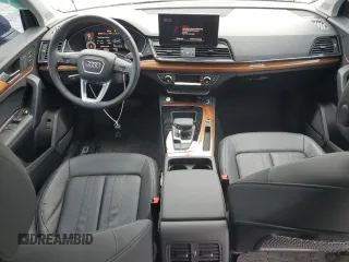 2023 Audi Q5 S line Premium Plus z VIN WA1EAAFY2P2140467, wystawiony jako Copart lot #50005315 z przebiegiem 29 727 mil mil oraz Szkoda całkowita • Salvage title. Historia ofert i sprzedaży dostępna na DreamBid. Obrazek 8.