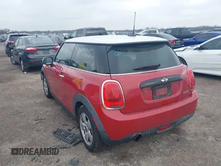 2016 MINI Hardtop with VIN WMWXP5C50G3B14054, listed as a IAAI auction lot 41509108 with 91,062 mi miles and . Bid and sale history available at DreamBid. Image 3.