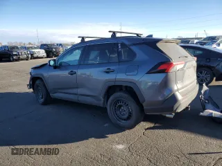 2021 Toyota RAV4 LE with VIN 2T3G1RFV9MC246602, listed as a Copart auction lot 86204174 with 42,485 mi miles and Salvage Title. Bid and sale history available at carsss.com. Image 2.