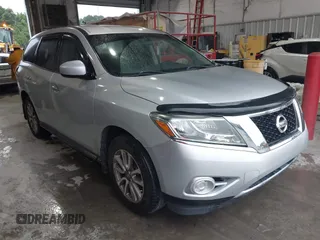 2014 Nissan Pathfinder S z VIN 5N1AR2MN2EC647156, wystawiony jako IAAI lot #42355519 z przebiegiem 120 421 mil mil oraz . Historia ofert i sprzedaży dostępna na DreamBid. Obrazek 1.