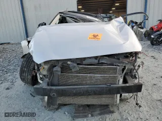 2017 Kia Cadenza Technology with VIN KNALC4J10H5068409, listed as a Copart auction lot 83305644 with 0 mi miles and Non Repairable. Bid and sale history available at carsss.com. Image 5.