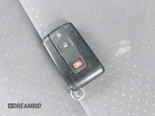 2007 Toyota Prius z VIN JTDKB20U473285795, wystawiony jako IAAI lot #42280703 z przebiegiem Nie podano mil oraz . Historia ofert i sprzedaży dostępna na DreamBid. Obrazek 11.
