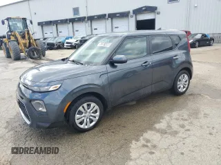 2020 Kia Soul LX with VIN KNDJ23AU9L7089550, listed as a Copart auction lot 53361455 with 121,409 mi miles and Clean Title. Bid and sale history available at carsss.com. Image 1.