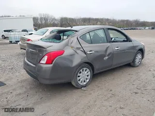 2017 Nissan Versa Sedan SV with VIN 3N1CN7AP5HK442878, listed as a IAAI auction lot 41911712 with 121,013 mi miles. Bid and sale history available at carsss.com. Image 4.