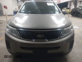 2015 Kia Sorento LX with VIN 5XYKT3A62FG629203, listed as a IAAI auction lot 40448787 with 114,429 mi miles. Bid and sale history available at carsss.com. Image 13.