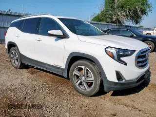2021 GMC Terrain SLT z VIN 3GKALPEV0ML384335, wystawiony jako Copart lot #56004725 z przebiegiem 33 771 mil mil oraz Szkoda całkowita • Salvage title. Historia ofert i sprzedaży dostępna na DreamBid. Obrazek 4.