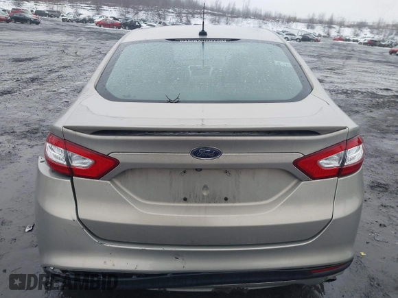 2016 Ford Fusion S with VIN 3FA6P0G78GR138247, listed as a IAAI auction lot 41570370 with 137,922 mi miles. Bid and sale history available at carsss.com. Image 16.