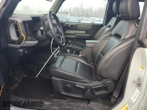 2021 Ford Bronco с VIN 1FMDE5CH2MLA68172, выставлен на аукционе Copart как лот 88787385 с пробегом Не указан миль и Списание • Salvage title. История ставок и продаж доступна на DreamBid. Изображение 7.