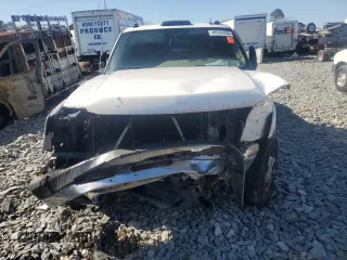 2006 Chevrolet Silverado 3500 DRW LT1 with VIN 1GCJK33D16F189021, listed as a Copart auction lot 48535955 with 402,874 mi miles and Salvage Title. Bid and sale history available at carsss.com. Image 5.