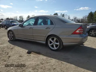 2006 Mercedes-Benz C 230 Sport z VIN WDBRF52H56E021989, wystawiony jako Copart lot #50499115 z przebiegiem 166 279 mil mil oraz Szkoda całkowita • Salvage title. Historia ofert i sprzedaży dostępna na DreamBid. Obrazek 2.