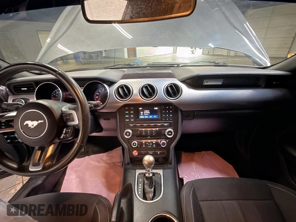 2018 Ford Mustang GT with VIN 1FA6P8CFXJ5165083, listed as a Copart auction lot 64522525 with 61,415 mi miles and Clean title. Bid and sale history available at DreamBid. Image 9.