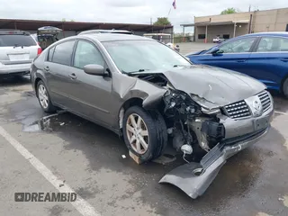 2006 Nissan Maxima SE z VIN 1N4BA41E36C851892, wystawiony jako IAAI lot #42066021 z przebiegiem 110 586 mil mil oraz . Historia ofert i sprzedaży dostępna na DreamBid. Obrazek 1.