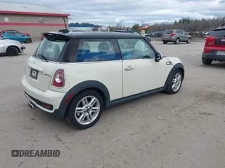 2011 MINI Hardtop S with VIN WMWSV3C58BTY22854, listed as a IAAI auction lot 42034126 with 98,931 mi miles and . Bid and sale history available at DreamBid. Image 4.