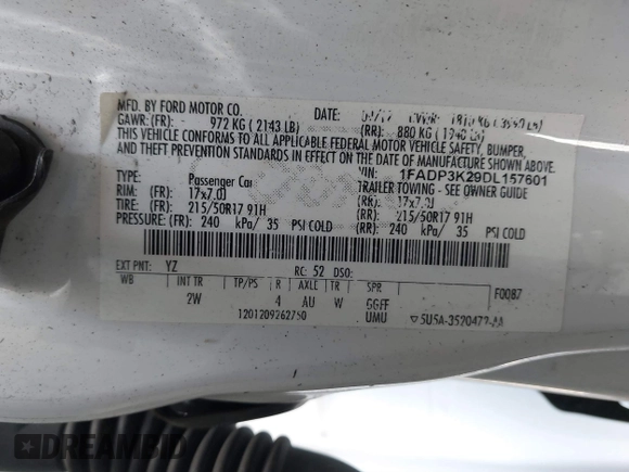 2013 Ford Focus SE with VIN 1FADP3K29DL157601, listed as a IAAI auction lot 41710924 with 177,729 mi miles. Bid and sale history available at carsss.com. Image 9.
