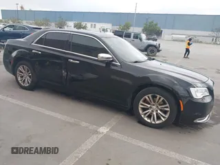 2017 Chrysler 300 with VIN 2C3CCAEG1HH566440, listed as a IAAI auction lot 41755784 with 71,646 mi miles. Bid and sale history available at carsss.com. Image 1.