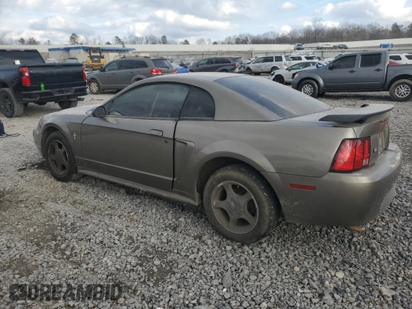2002 Ford Mustang Standard with VIN 1FAFP40492F156768, listed as a Copart auction lot 43020335 with 207,524 mi miles and Salvage Title. Bid and sale history available at carsss.com. Image 2.