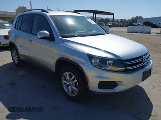 2017 Volkswagen Tiguan S z VIN WVGAV7AX5HK016877, wystawiony jako IAAI lot #42174845 z przebiegiem 99 334 mil mil oraz . Historia ofert i sprzedaży dostępna na DreamBid. Obrazek 1.