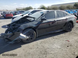 2025 Toyota Camry LE with VIN 4T1DAACK3SU550804, listed as a Copart auction lot 44449785 with 6,846 mi miles and Salvage Title. Bid and sale history available at carsss.com. Image 1.