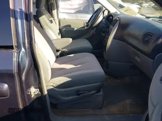 2007 Chrysler Town & Country LWB Touring with VIN 2A4GP54L97R310749, listed as a IAAI auction lot 41709804 with 1 mi miles. Bid and sale history available at carsss.com. Image 5.