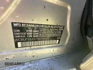 2007 Mercedes-Benz E 350 z VIN WDBUF56XX7B076632, wystawiony jako Copart lot #49129475 z przebiegiem 130 410 mil mil oraz Szkoda całkowita • Salvage title. Historia ofert i sprzedaży dostępna na DreamBid. Obrazek 10.