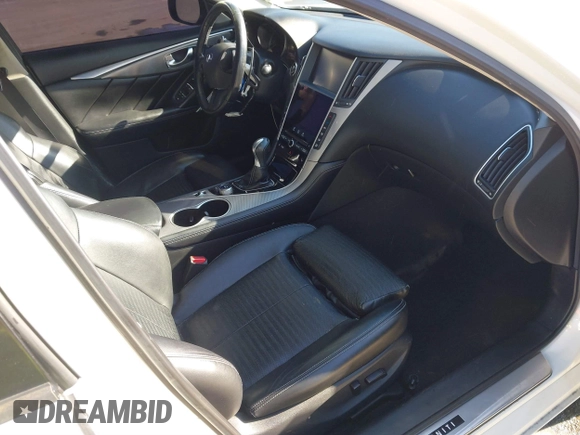 2017 Infiniti Q50 3.0t Premium with VIN JN1EV7AP3HM730522, listed as a IAAI auction lot 41399526 with 84,809 mi miles. Bid and sale history available at carsss.com. Image 5.