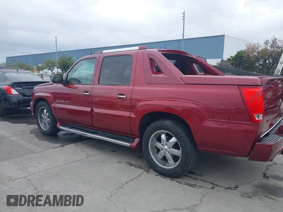 2004 Cadillac Escalade EXT z VIN 3GYEK62N64G127746, wystawiony jako IAAI lot #42135228 z przebiegiem 212 518 mil mil oraz . Historia ofert i sprzedaży dostępna na DreamBid. Obrazek 3.