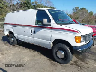 2006 Ford Econoline Cargo with VIN 1FTSE34LX6DA60840, listed as a IAAI auction lot 40982882 with 176,034 mi miles. Bid and sale history available at carsss.com. Image 1.