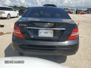 2014 Mercedes-Benz C 250 Sport с VIN WDDGF4HB1ER306501, выставлен на аукционе Copart как лот 73773934 с пробегом Не указан миль и Списание • Salvage title. История ставок и продаж доступна на DreamBid. Изображение 6.