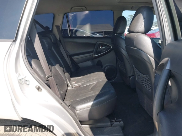 2010 Toyota RAV4 Sport с VIN JTMWF4DV4A5027891, выставлен на аукционе IAAI как лот 42493792 с пробегом 162 746 миль миль и . История ставок и продаж доступна на DreamBid. Изображение 8.